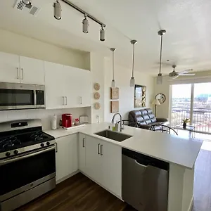  Apartment Ely On Fremont United States